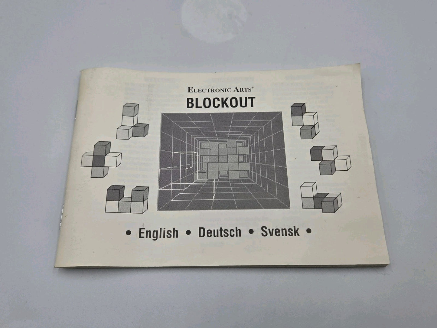 Sega Mega Drive Spiel Blockout mit OVP und Anleitung Multilingual