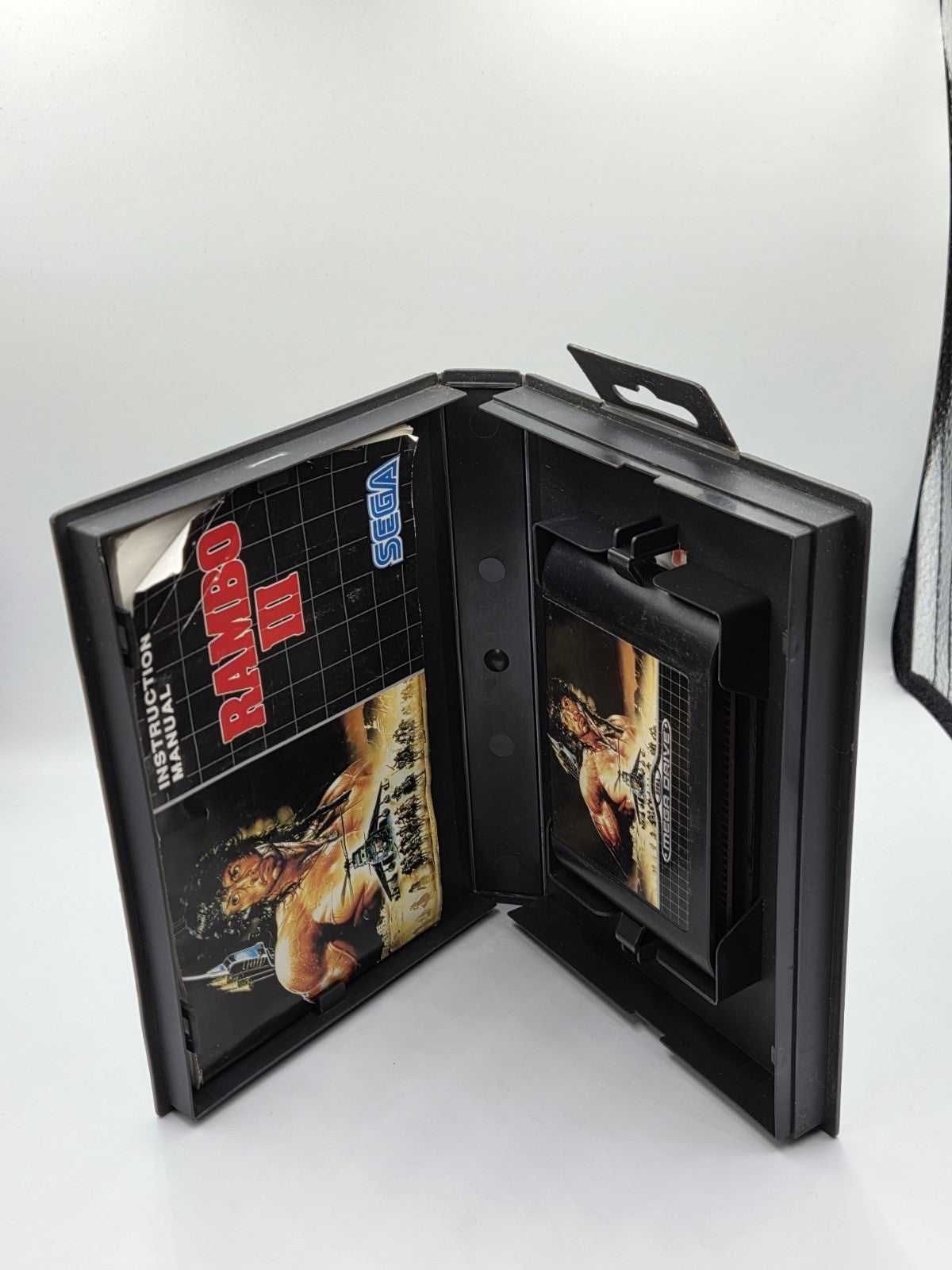 Sega Mega Drive Spiel Rambo III mit OVP und Anleitung Multi Language