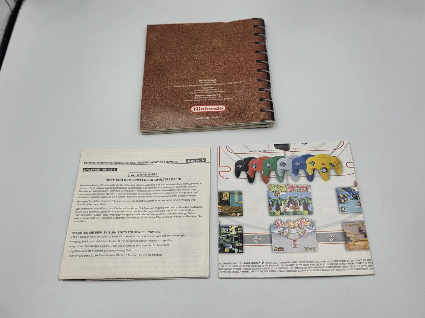 Nintendo Game Boy Pokemon Blue Version mit OVP und Anleitung EUR