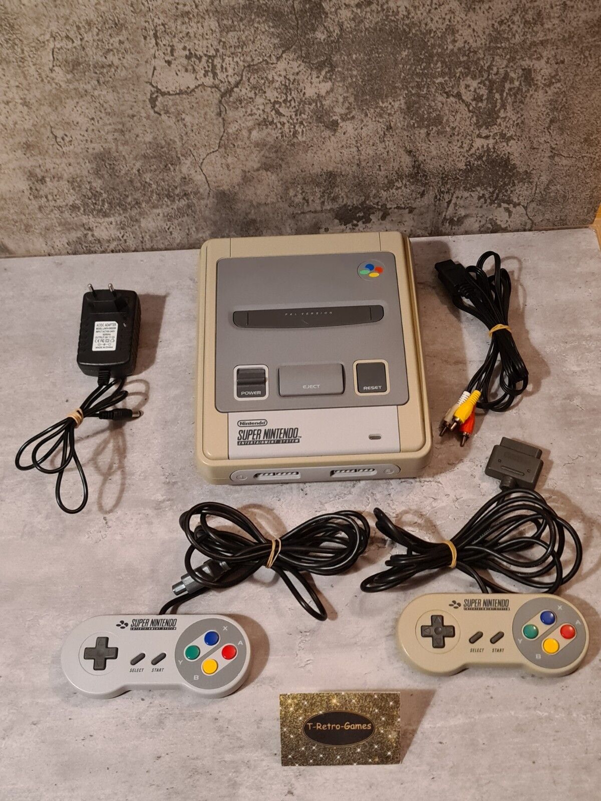 SNES Super Nintendo Konsole Console mit 2 Controllern + Kabeln - T-Retro-Games