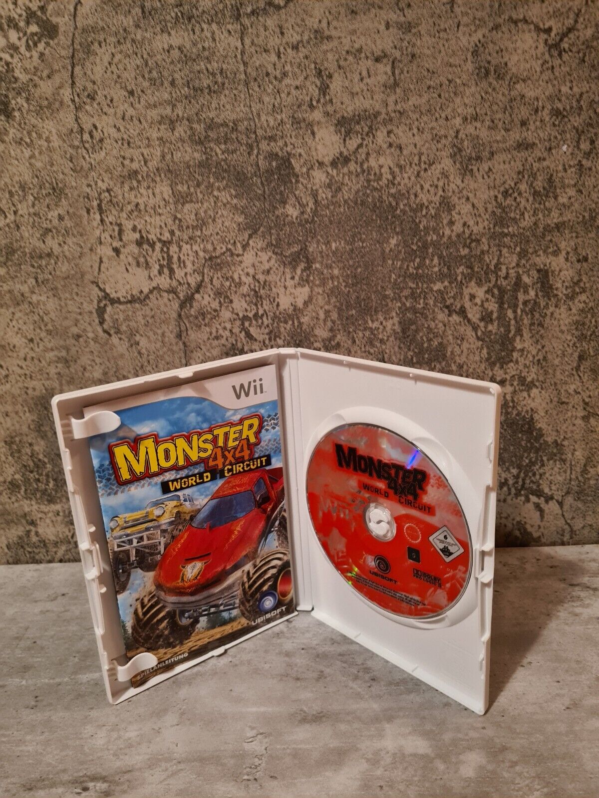 Nintendo Wii Spiel Monster 4x4 World Circuit mit OVP und Anleitung NOE