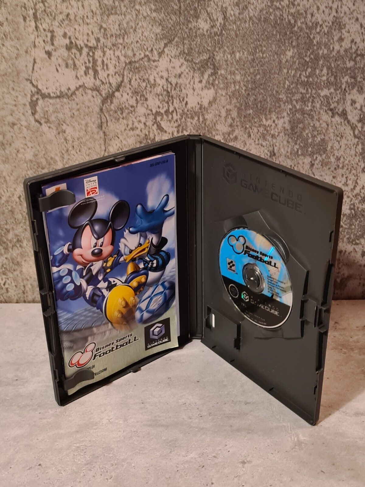 Nintendo GameCube Disney Sports Football mit OVP und Anleitung EUU - T-Retro-Games