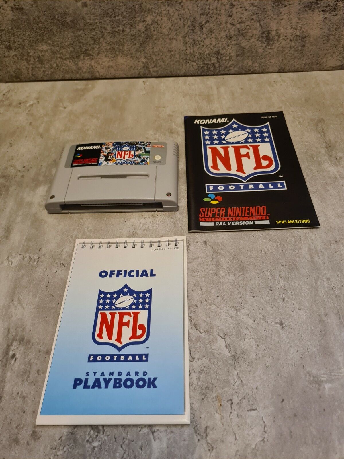 SNES Super Nintendo NFL Football mit OVP und Anleitung + Playbook NOE - T-Retro-Games