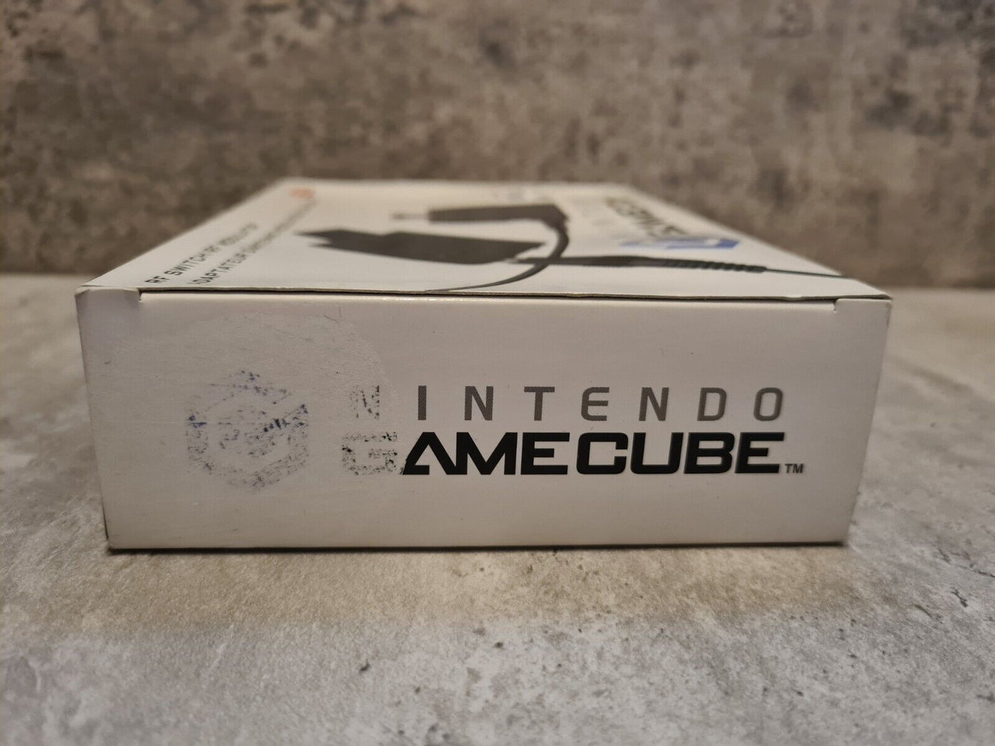 Nintendo GameCube RF Switch /RF Modulator Adapter EUR - T-Retro-Games