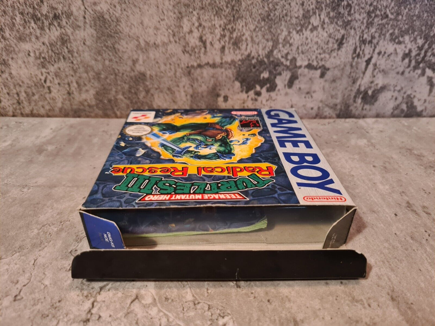 Nintendo Game Boy Classic Turtles III Radical Rescue mit OVP und Anleitung NOE - T-Retro-Games