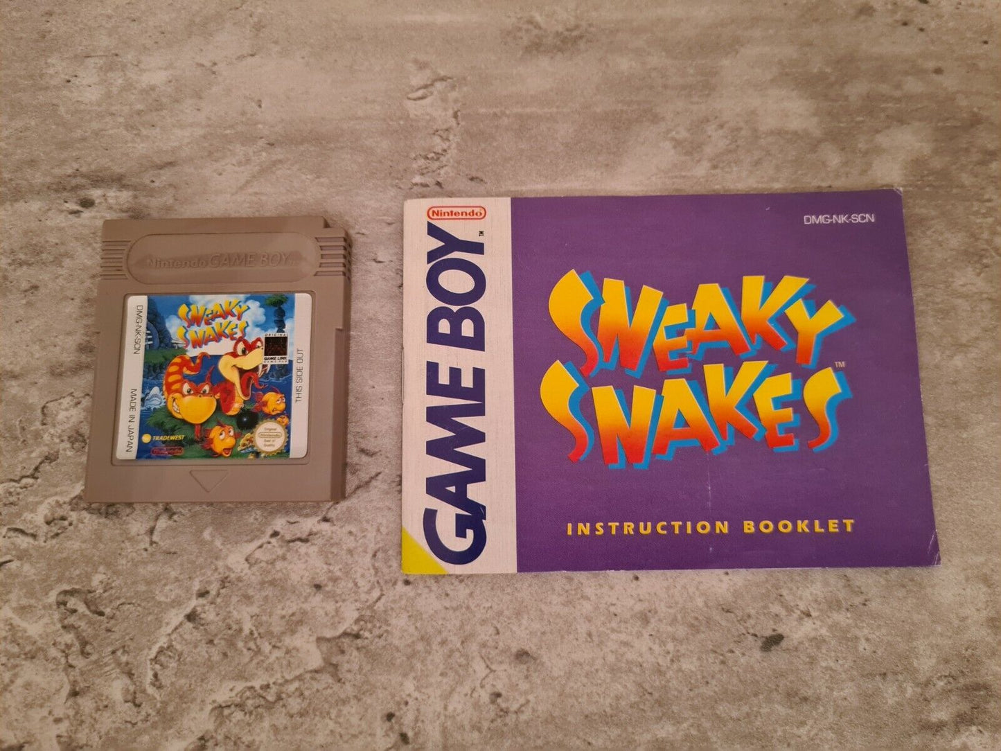 Nintendo Game Boy Classic Sneaky Snakes mit OVP und Anleitung SCN - T-Retro-Games