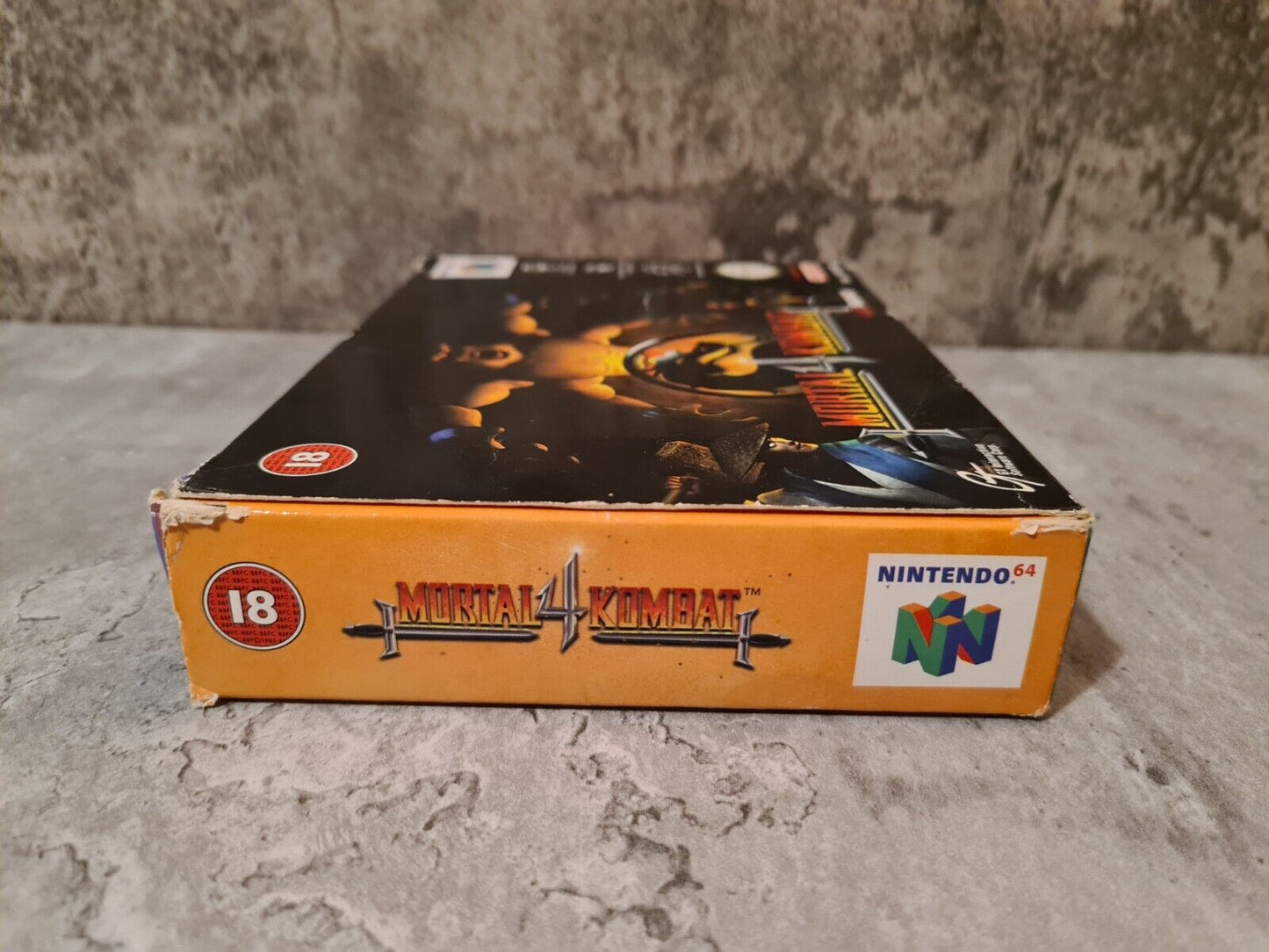 N64 Nintendo 64 Mortal Kombat 4 mit OVP und Anleitung EUR - T-Retro-Games