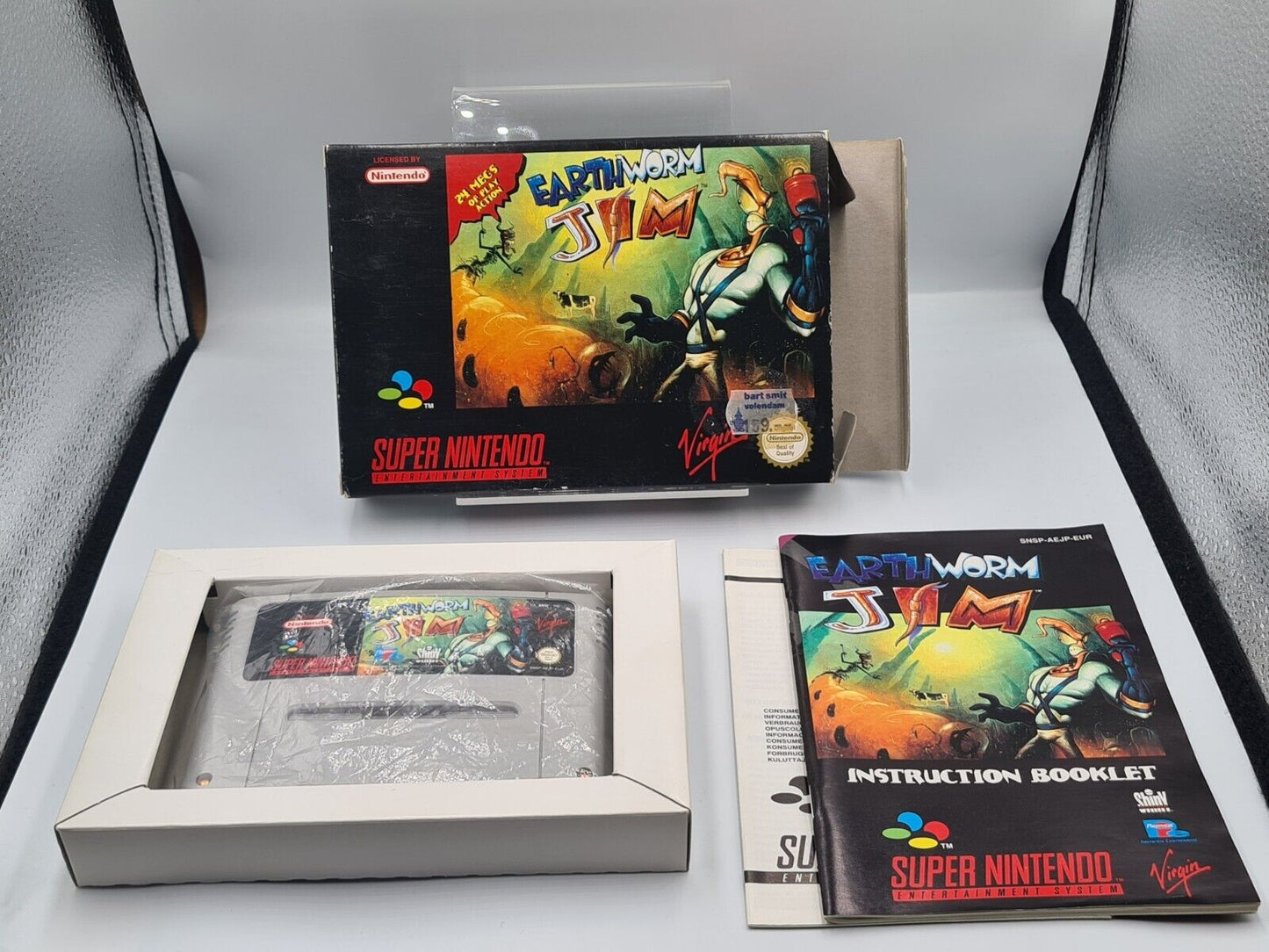 SNES Super Nintendo Earthworm Jim mit OVP und Anleitung EUR - T-Retro-Games