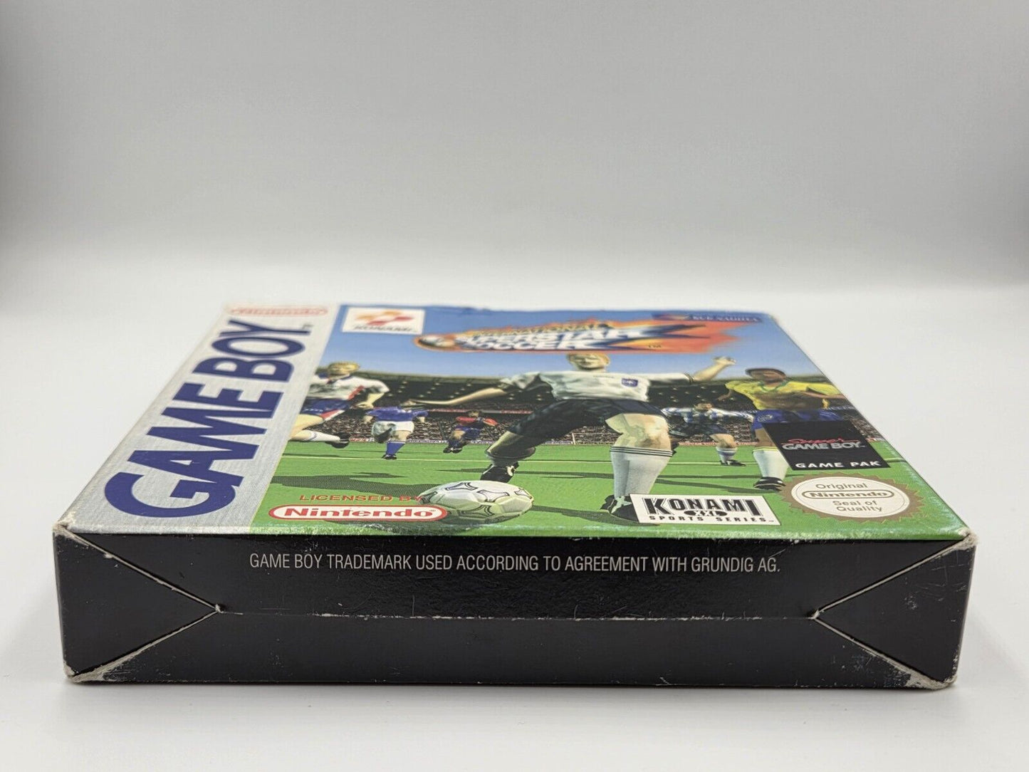 Nintendo Game Boy Classic International Superstar Soccer + OVP und Anleitung EUR - T-Retro-Games