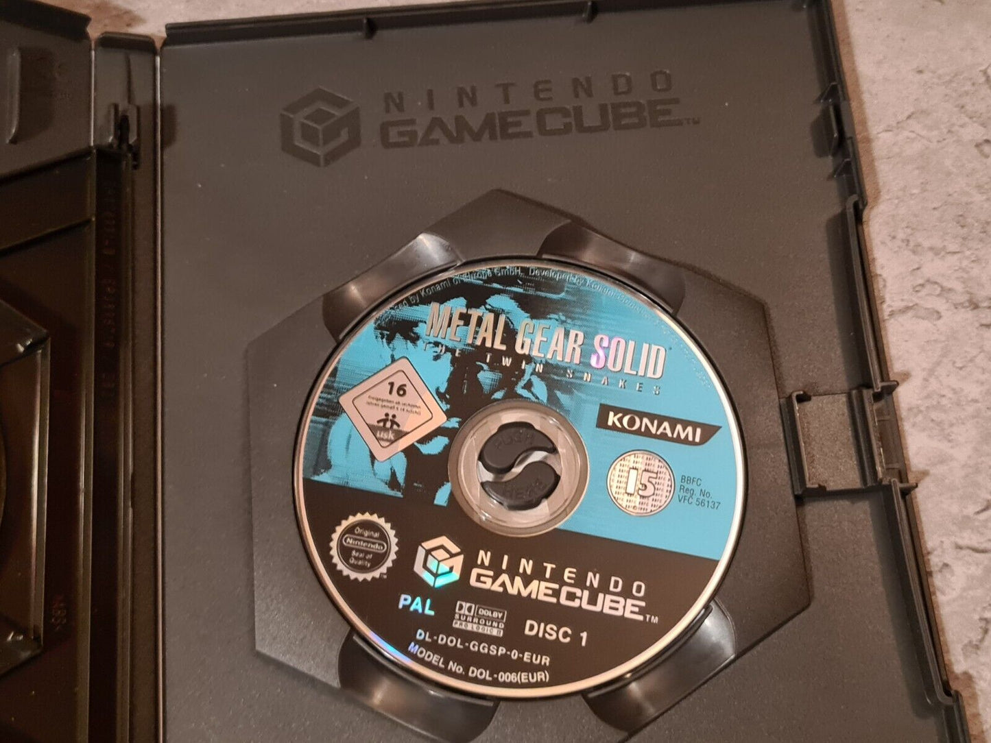 Nintendo GameCube Metal Gear Solid The Twin Snakes mit OVP NOE 2 Discs - T-Retro-Games