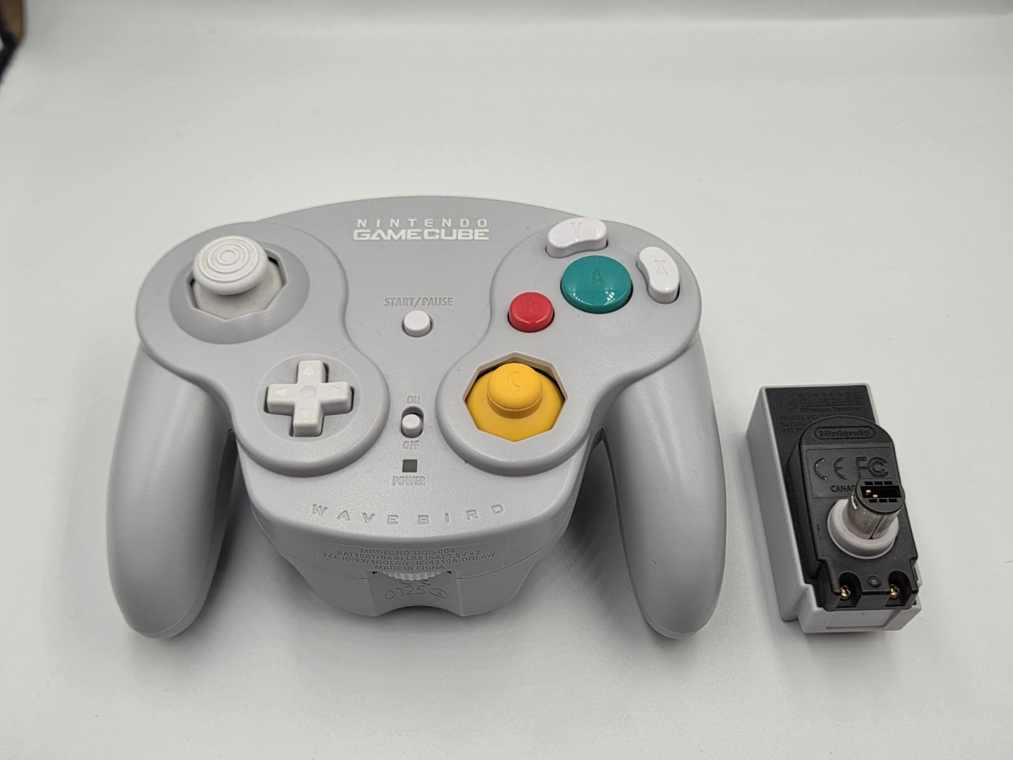 Nintendo GameCube Wavebird Controller Joystick mit Receiver DOL-004 - T-Retro-Games