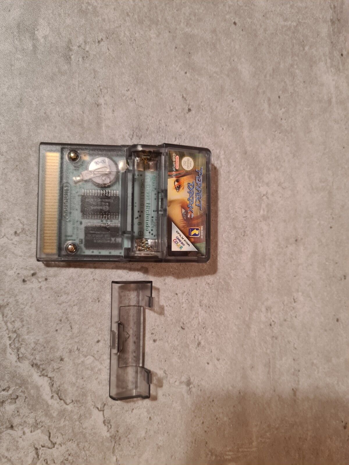 Gameboy Color Perfect Dark mit OVP und Anleitung EUR - T-Retro-Games