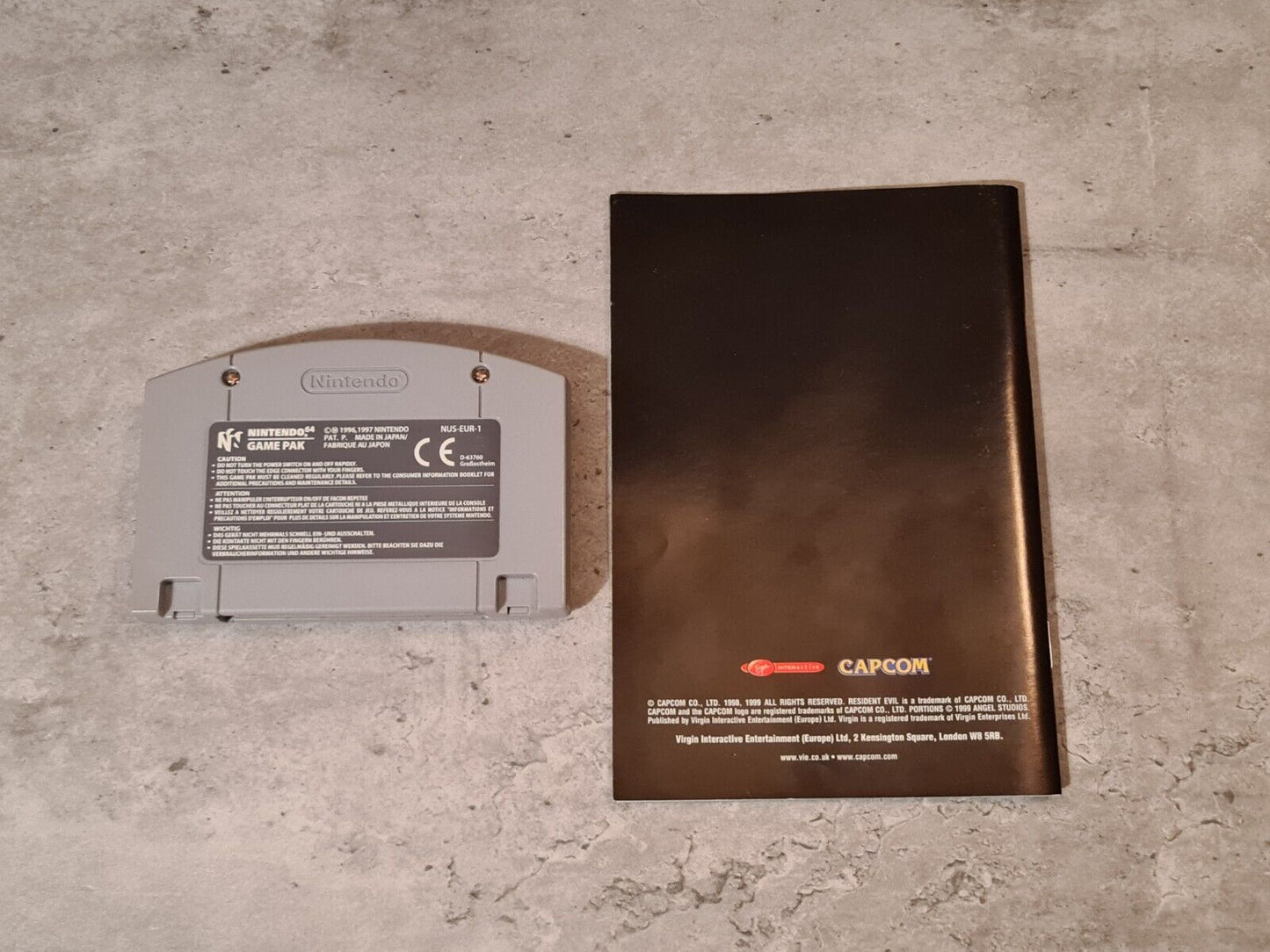 N64 Nintendo 64 Resident Evil 2 mit OVP und Anleitung EUR - T-Retro-Games