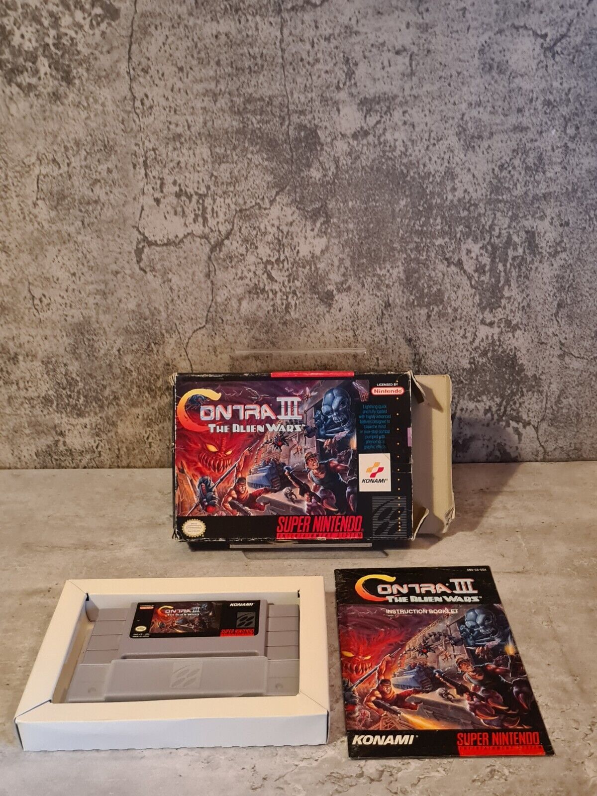 SNES Super Nintendo Contra III The Alien Wars mit OVP und Anleitung NTSC-USA - T-Retro-Games