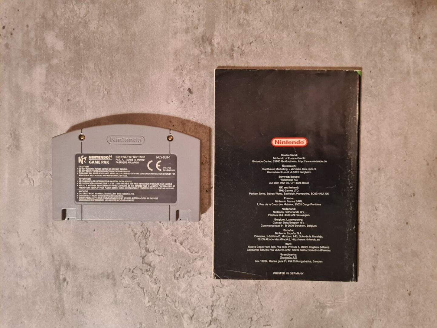 N64 Nintendo 64 Super Smash Bros. mit OVP und Anleitung EUR - T-Retro-Games