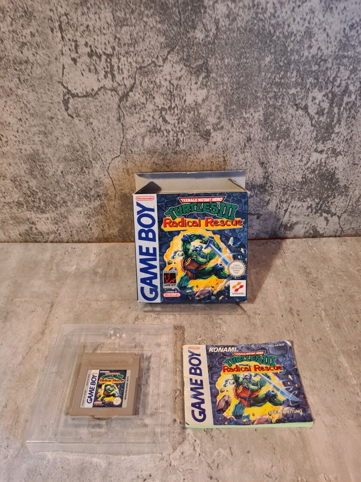 Nintendo Game Boy Classic Turtles III Radical Rescue mit OVP und Anleitung NOE - T-Retro-Games