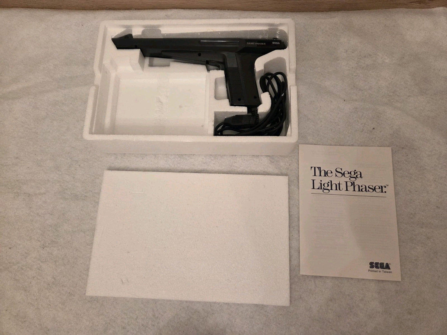 Sega Master System The Sega Light Phaser Zapper OVP