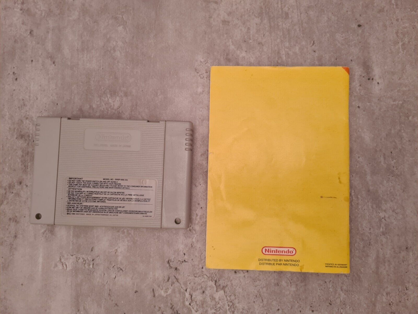 SNES Super Nintendo Super Mario World 2 Yoshi's Island mit OVP und Anleitung FAH - T-Retro-Games