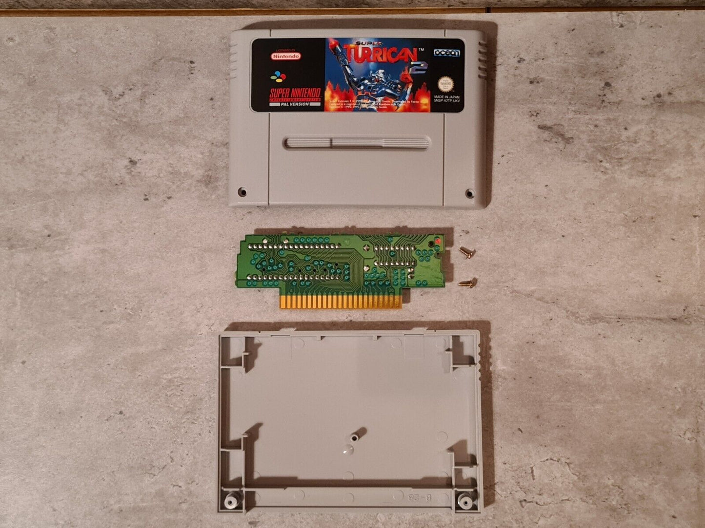 SNES Super Nintendo Super Turrican 2 mit OVP und Anleitung UKV - T-Retro-Games