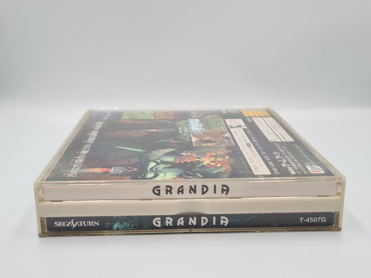 Sega Saturn Grandia mit OVP und Anleitung NTSC-J Japan 2 Discs - T-Retro-Games