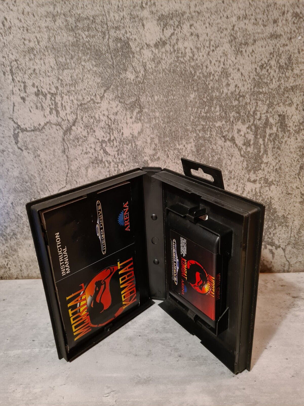 Sega Mega Drive Spiel Mortal Kombat mit OVP und Anleitung Multi Language - T-Retro-Games 