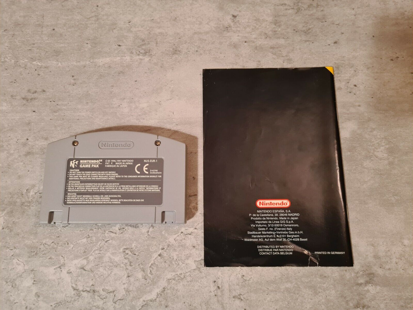 N64 Nintendo 64 GoldenEye 007 mit OVP und Anleitung FAH - T-Retro-Games 