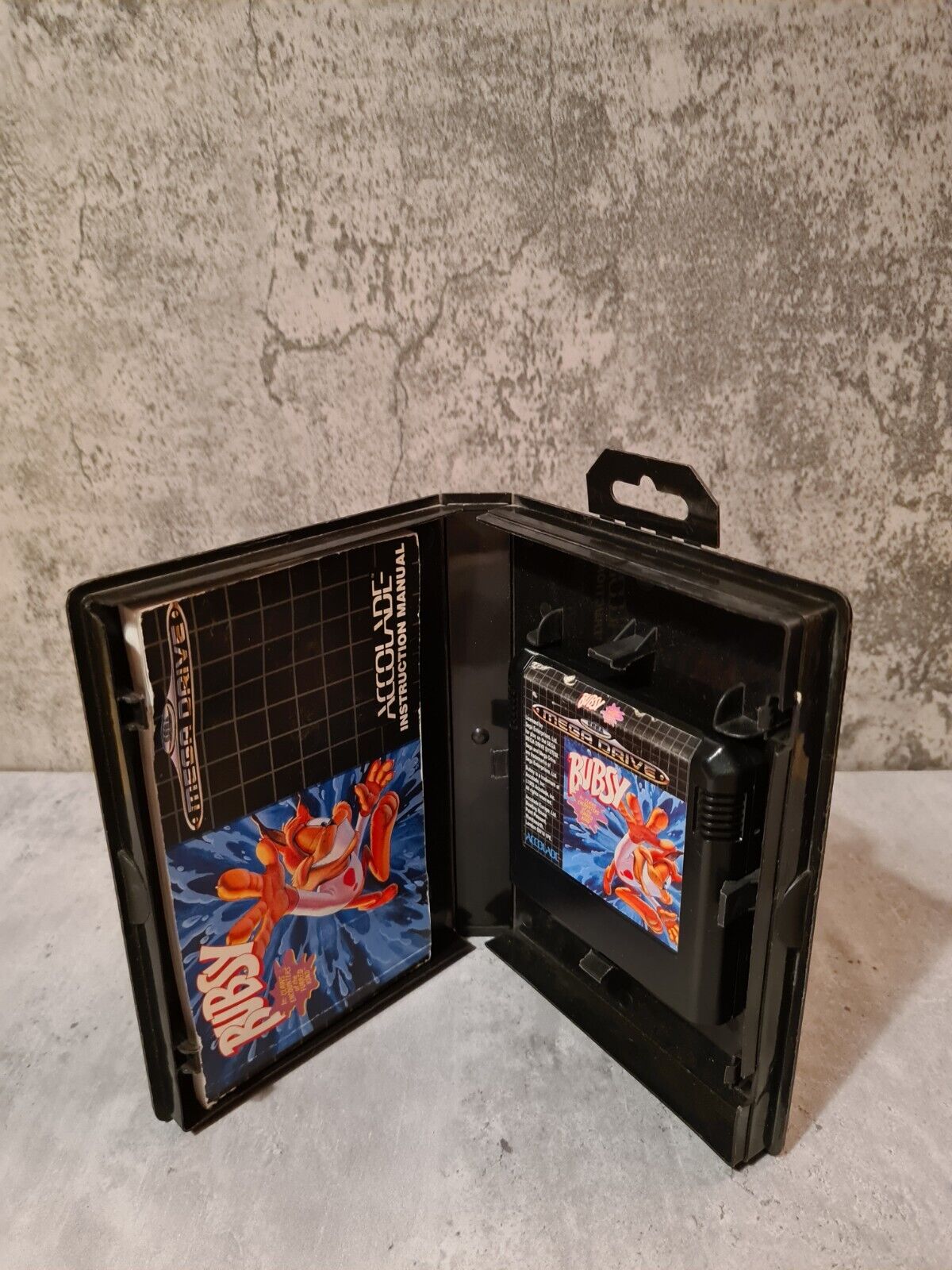 Sega Mega Drive Bubsy mit OVP und Anleitung Multi Language - T-Retro-Games 