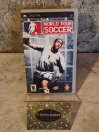 Sony PSP Spiel World Tour Soccer mit OVP und Anleitung USA - T-Retro-Games 