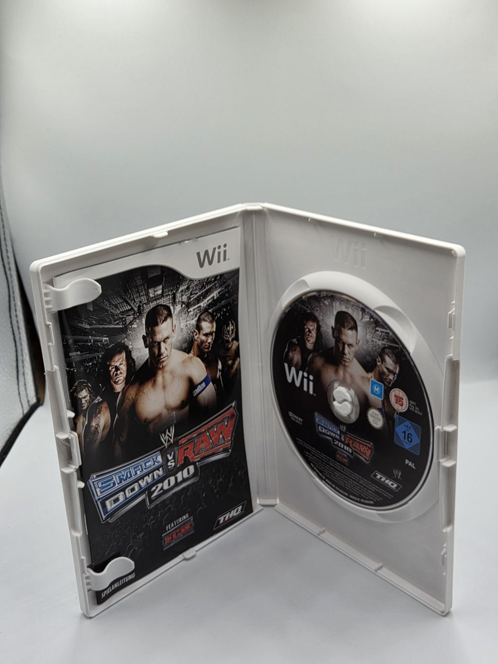 Nintendo Wii Spiel WWF Smackdown vs Raw 2010 mit OVP und Anleitung NOE - T-Retro-Games 