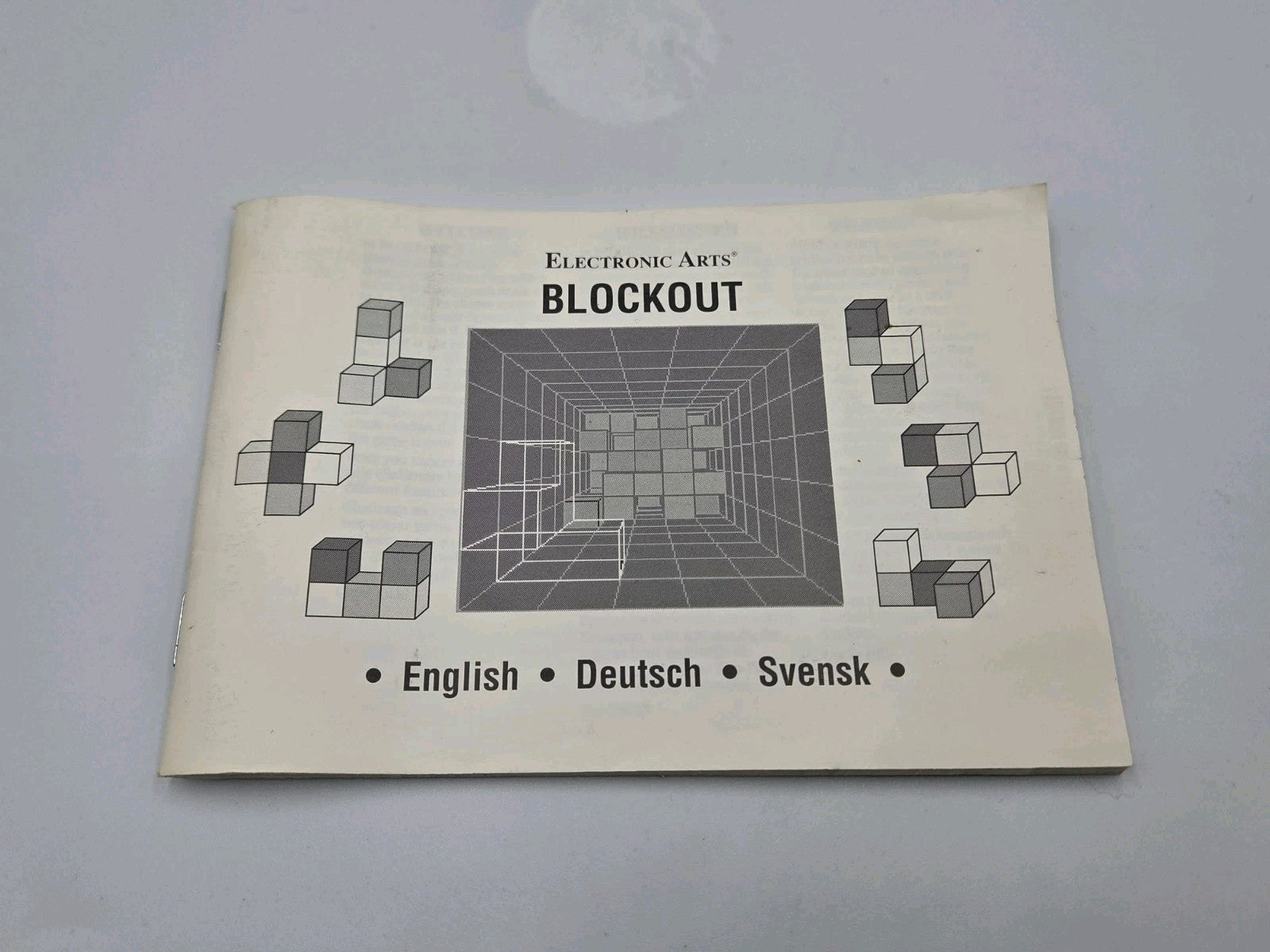 Sega Mega Drive Spiel Blockout mit OVP und Anleitung Multilingual 