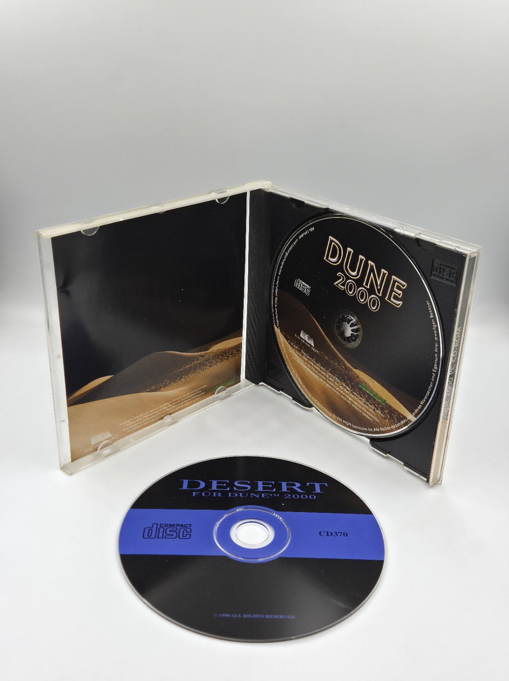 PC-CD Rom Spiel Dune 2000 Deutsch  2 Discs