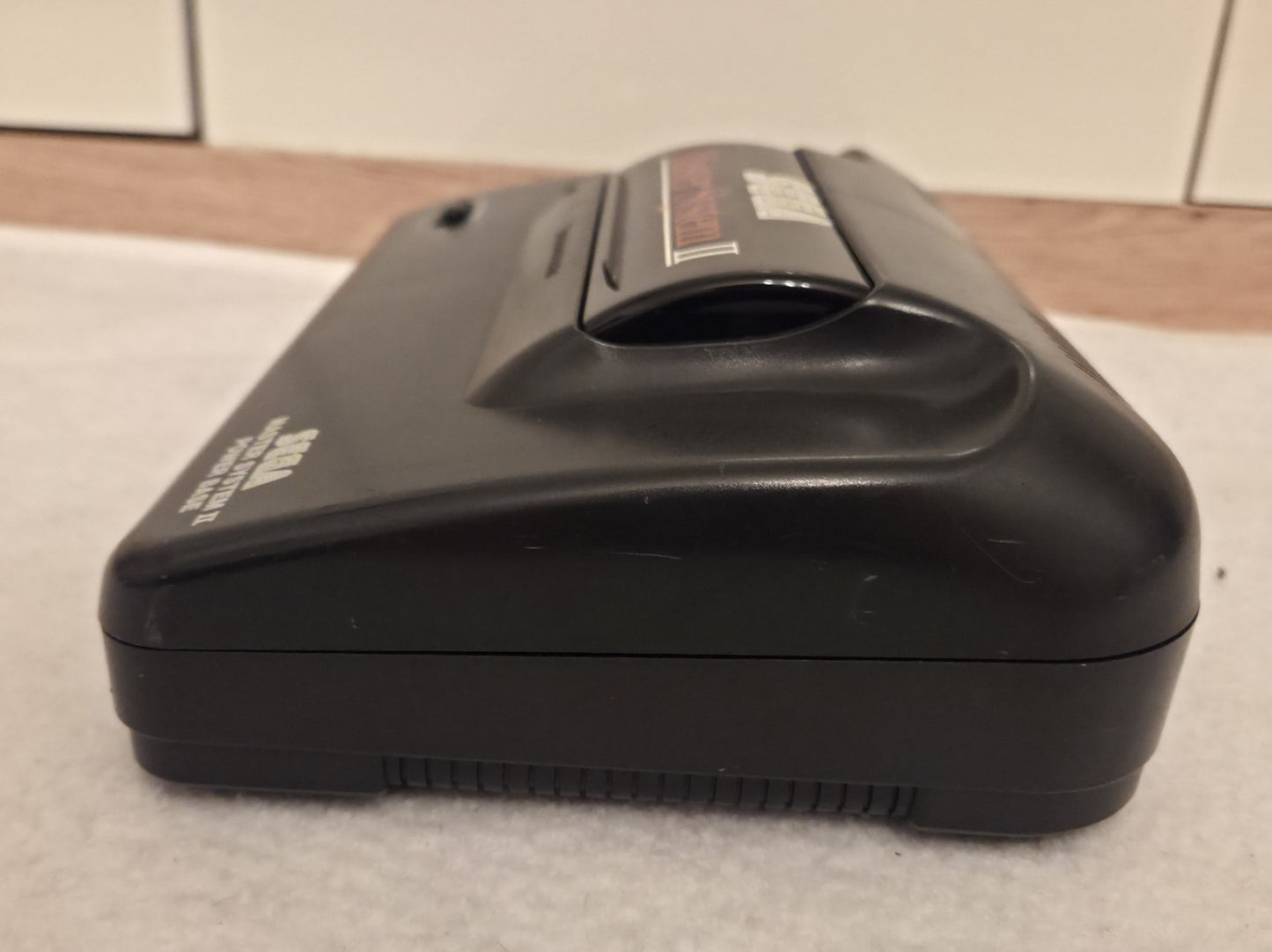 Sega Master System II Console Konsole 3006-18 mit Kabeln und Controller