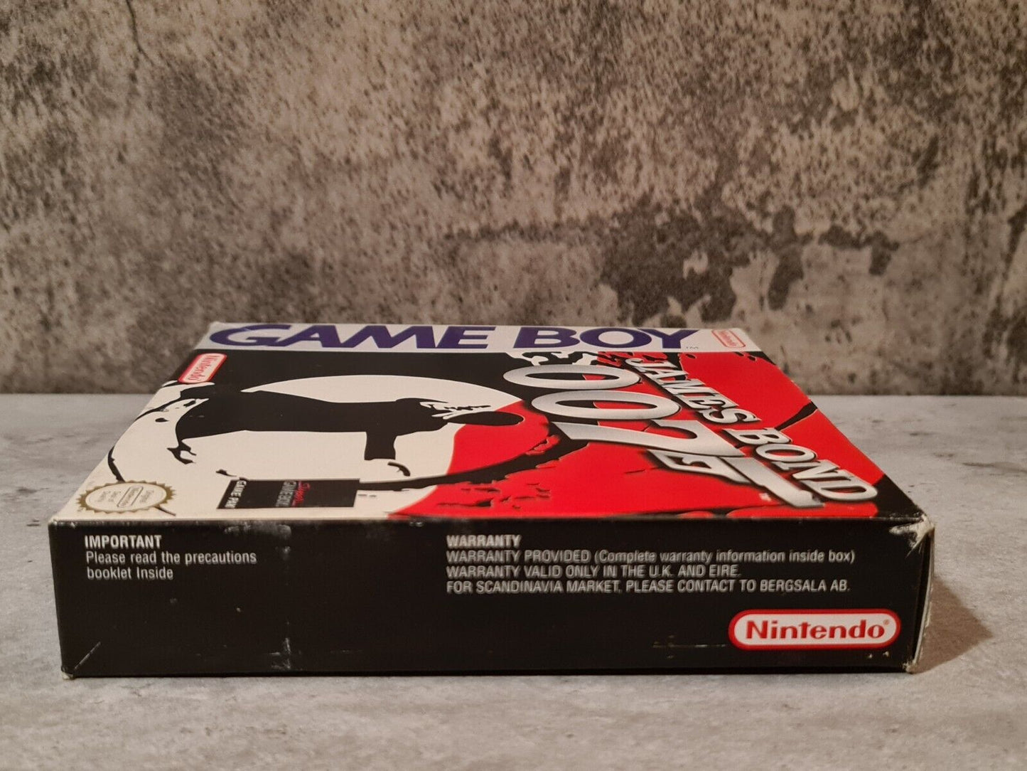 Nintendo Game Boy Classic James Bond 007 mit OVP und Anleitung NUKV - T-Retro-Games 
