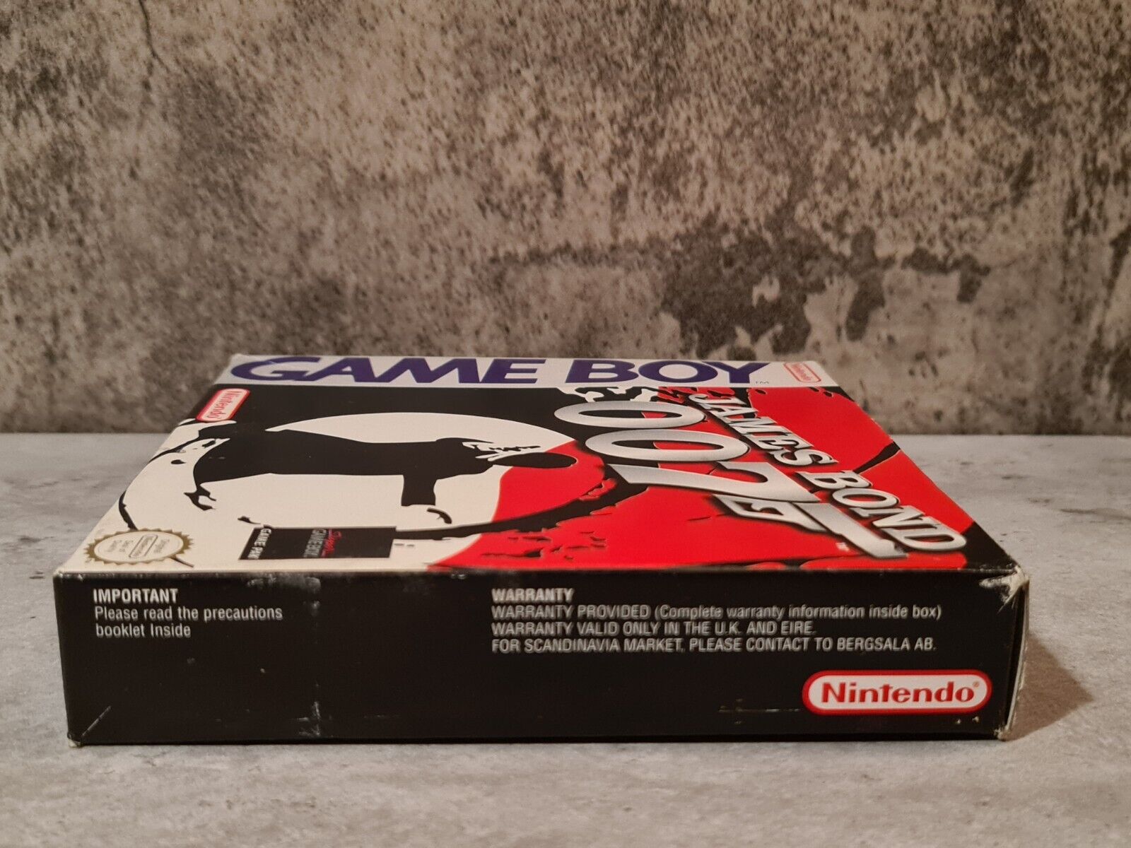 Nintendo Game Boy Classic James Bond 007 mit OVP und Anleitung NUKV - T-Retro-Games 