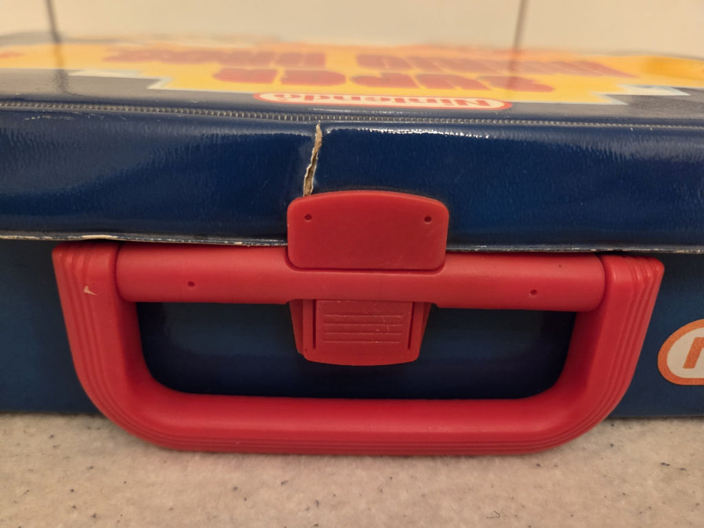 Nintendo Super Mario Bros. Koffer Case 