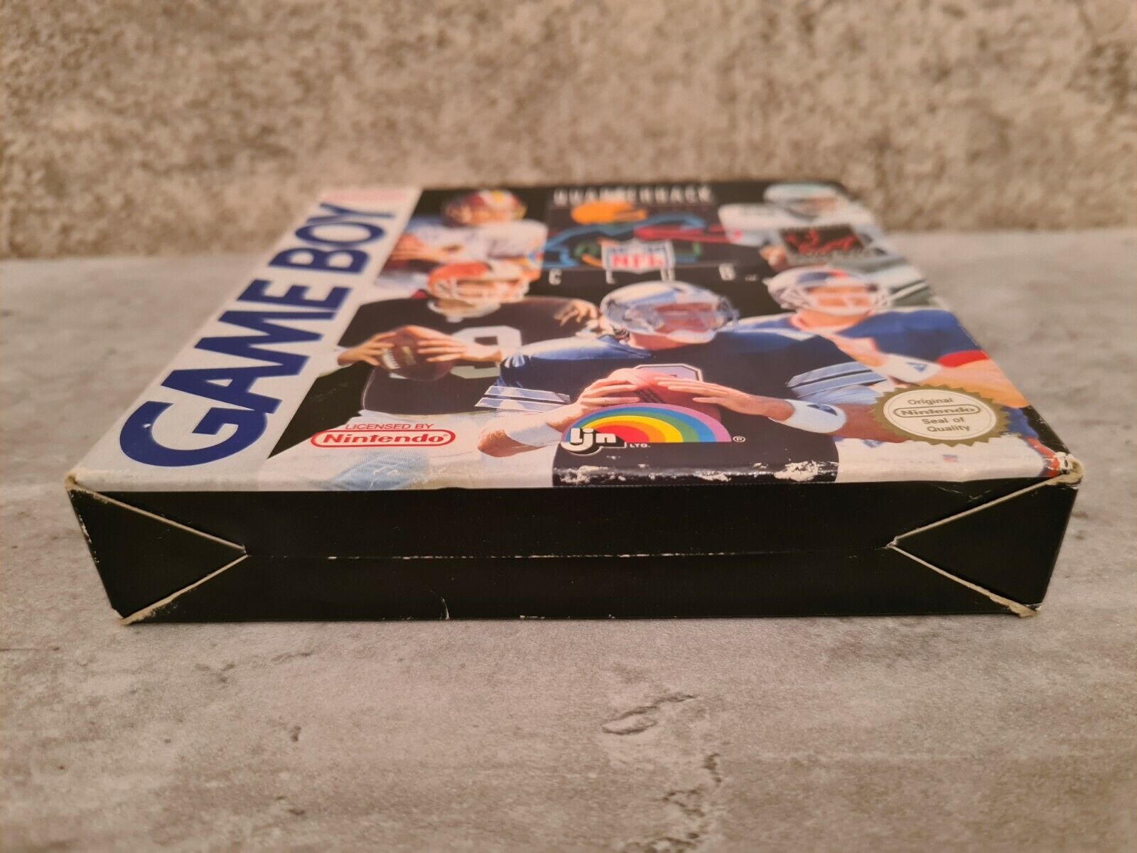 Nintendo Game Boy Classic NFL Quarterback Club mit OVP und Anleitung NOE - T-Retro-Games 