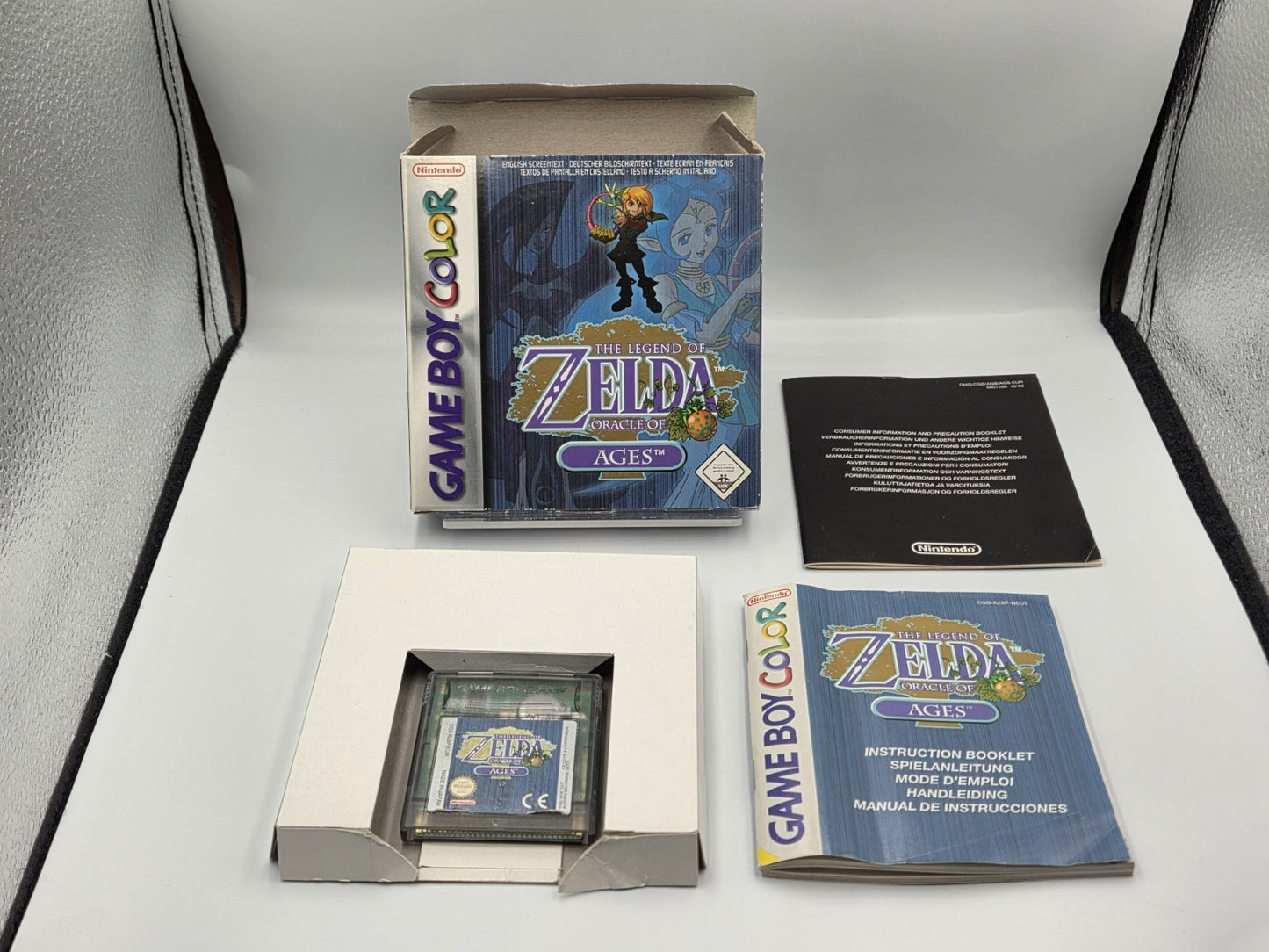 Game Boy Color The Legend of Zelda Oracle of Ages mit OVP und Anleitung EUR