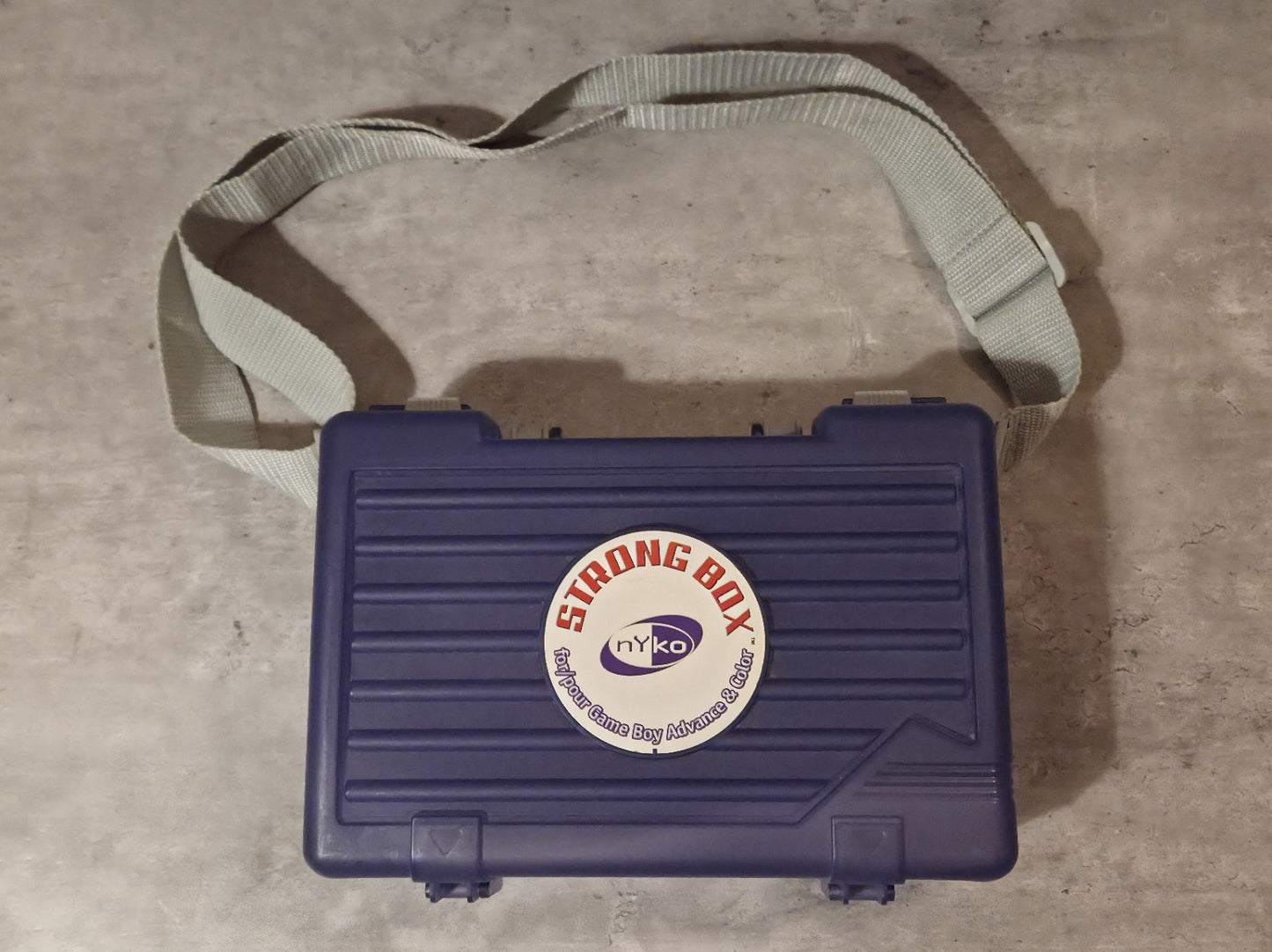 Game Boy Advance  & ColorKoffer Case StrongBox 