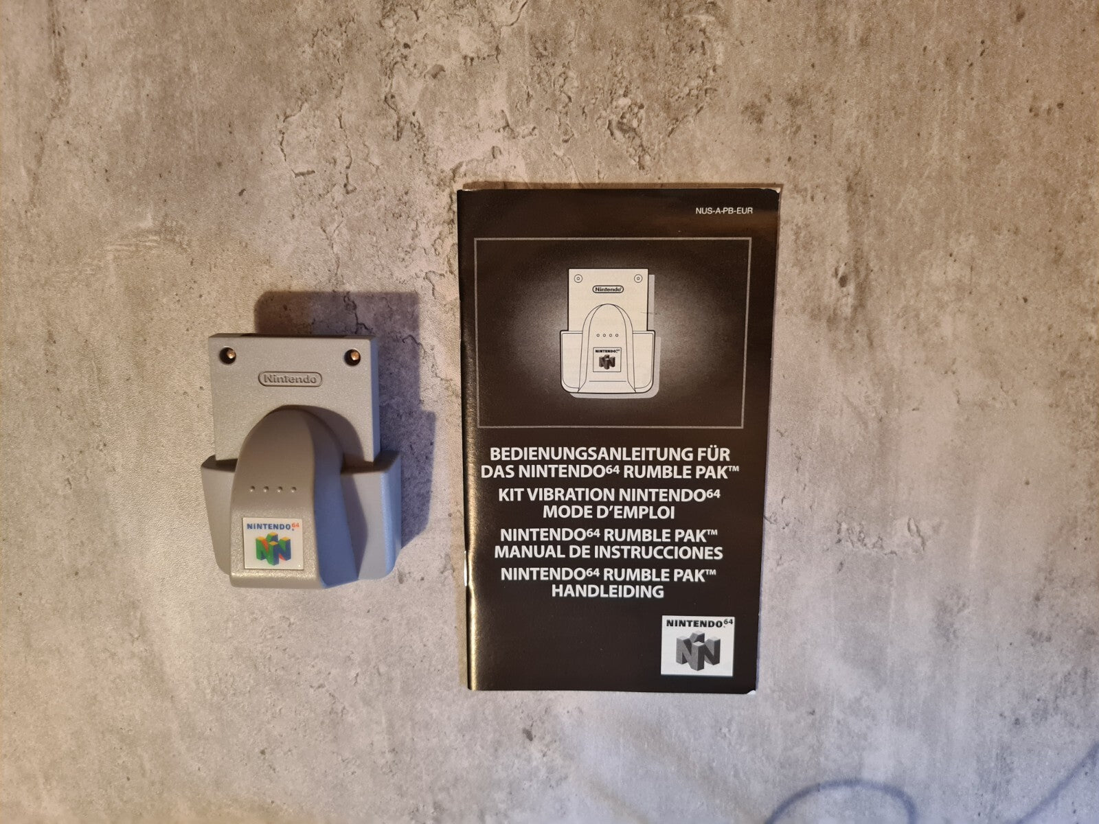 N64 Nintendo 64 Rumble Pak Vibration Kit mit OVP und Anleitung EUR