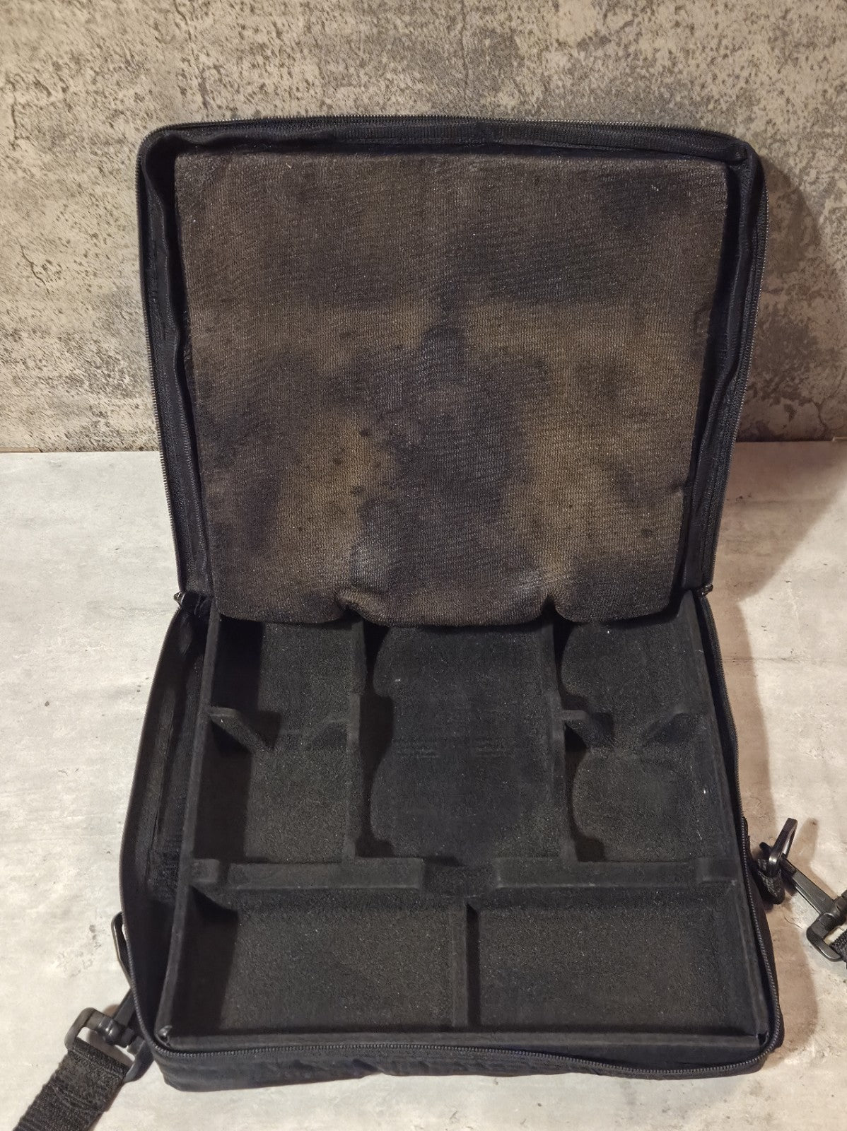 Nintendo Game Boy Umhängetasche Bag Black Schwarz