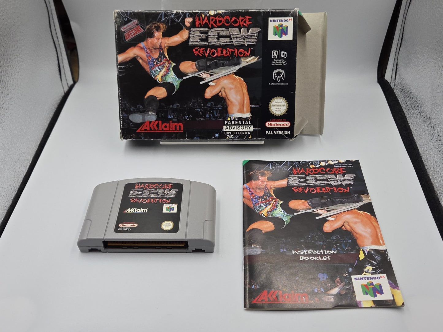 N64 Nintendo 64 ECW Hardcore Revolution mit OVP und Anleitung EUR