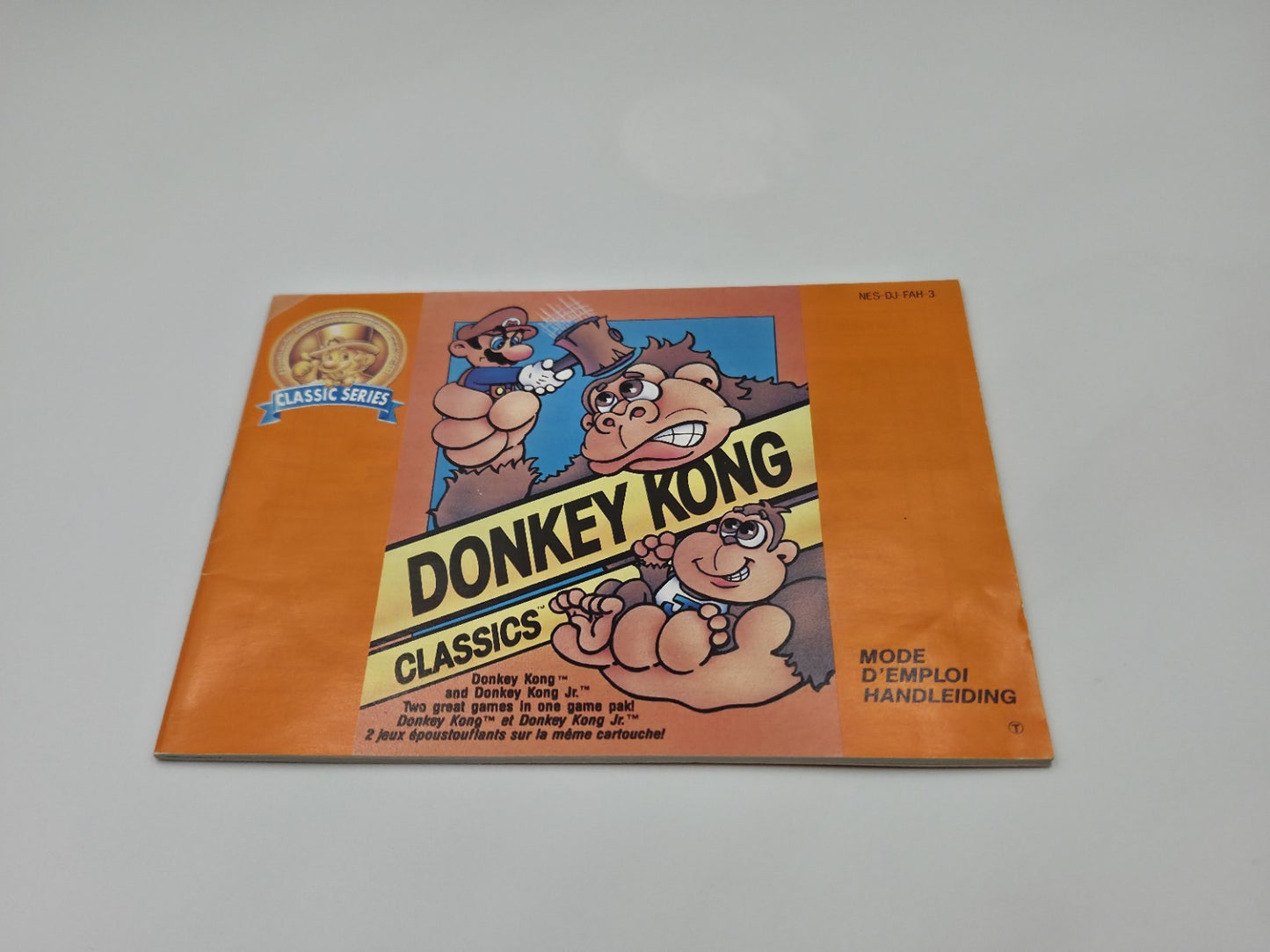 Nintendo NES Donkey Kong Classics mit OVP und Anleitung FRA