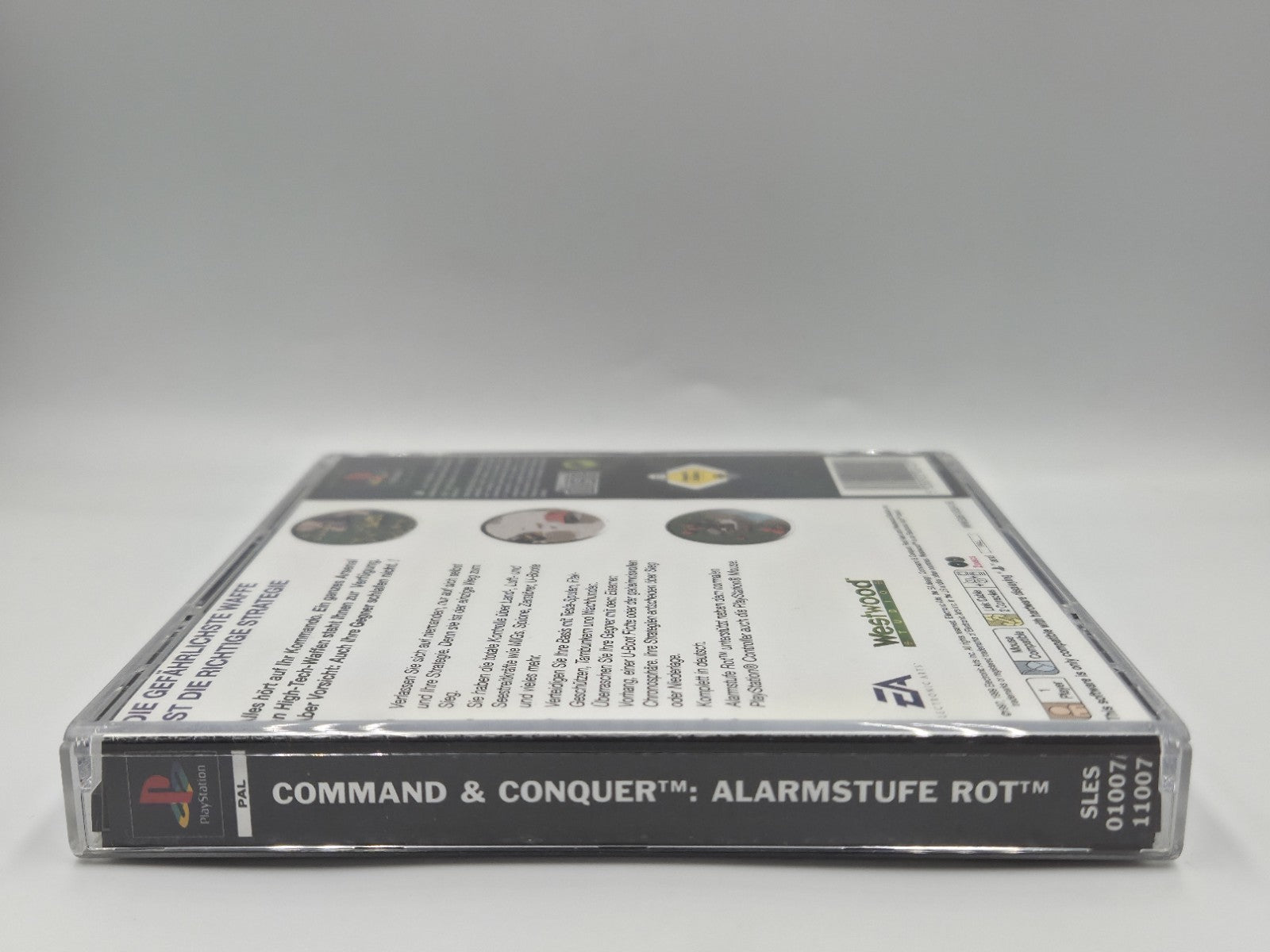PS1 Command & Conquer Alarmstufe Rot mit OVP und Anleitung Deutsch 2 Discs 