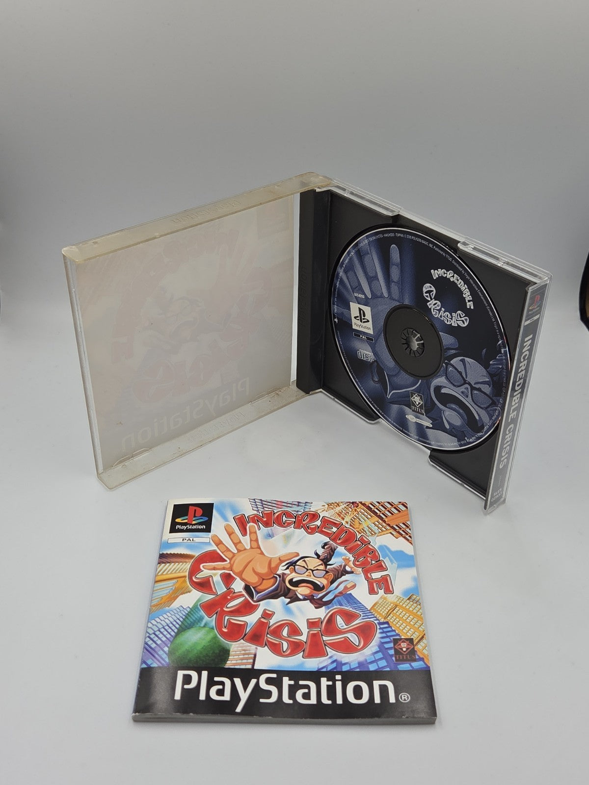 PS1 Playstation 1 Spiel Incredible Crisis mit OVP und Anleitung Multilingual