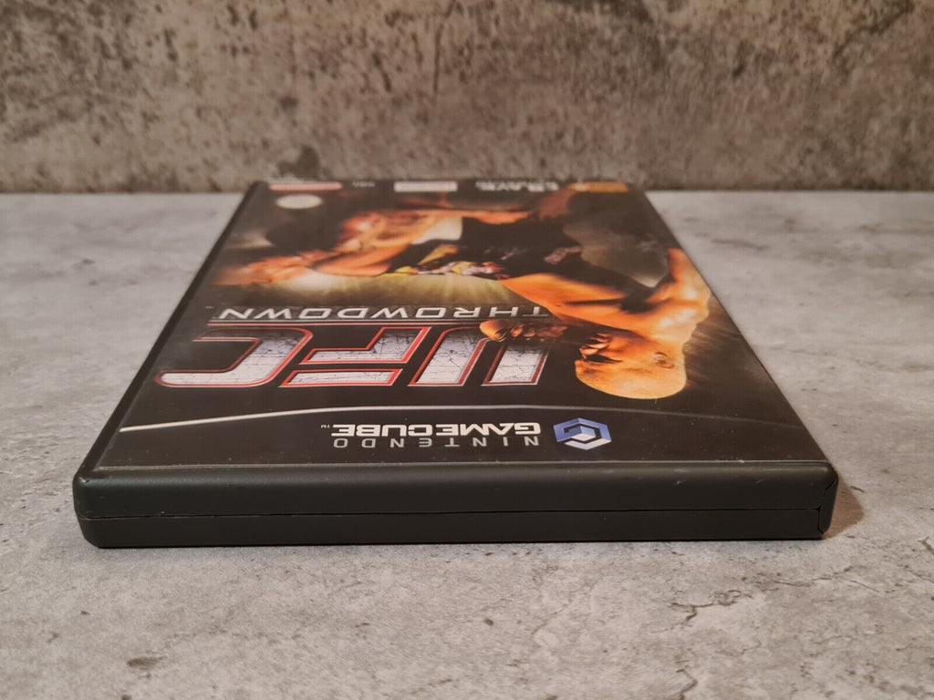 Nintendo GameCube UFC Throwdown mit OVP und Anleitung FAH - T-Retro-Games 
