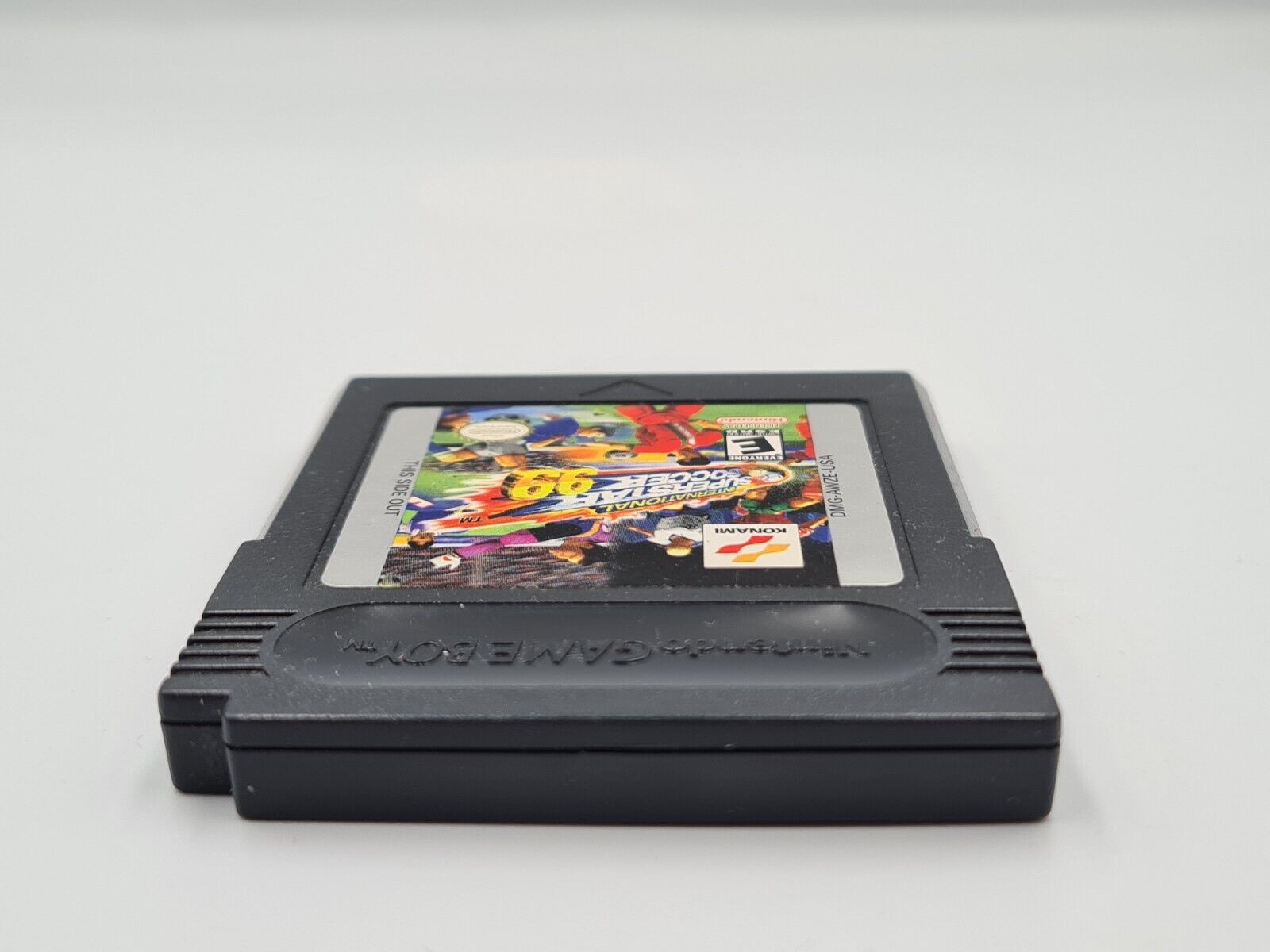 Nintendo Game Boy Color Spiel International Superstar Soccer 99 USA Modul - T-Retro-Games 