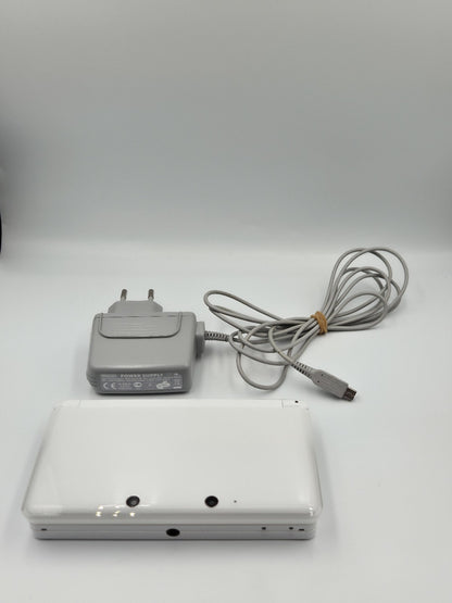 Nintendo 3DS Konsole Console Weiß White mit Ladekabel