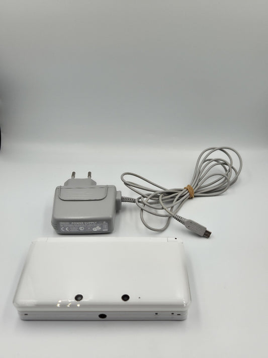Nintendo 3DS Konsole Console Weiß White mit Ladekabel