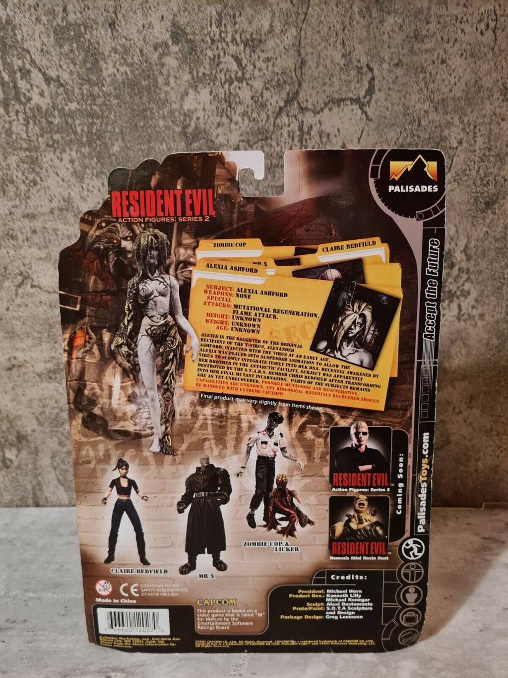 Palisades Action Figures: Series 2 Resident Evil Alexia 2001 - T-Retro-Games 