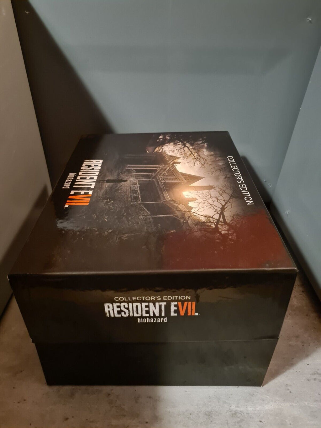 XBOX One Resident Evil Biohazard Collector's Edition - T-Retro-Games 